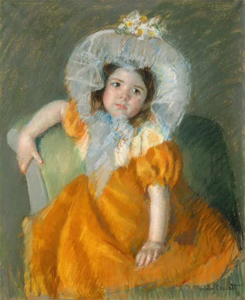 Margot im orangefarbenen Kleid von Mary Cassatt