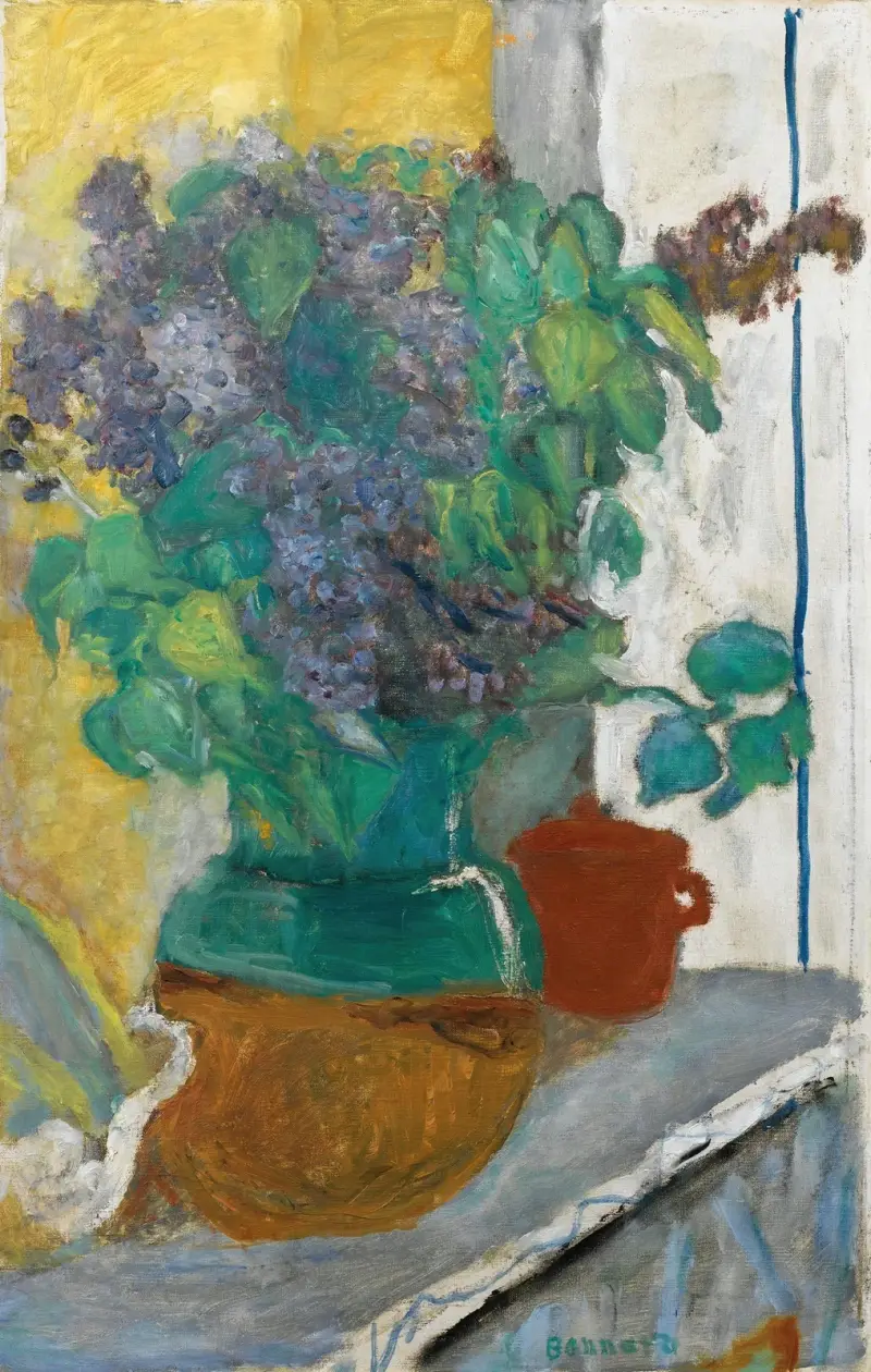 Flieder in einer Vase aus gelbgrüner Keramik von Pierre Bonnard