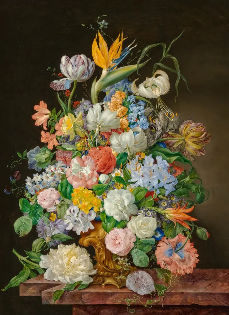 En paradisfågel, rosor, tulpaner och andra blommor i en förgylld bronsvas på en stensockel av Franz Xaver Petter